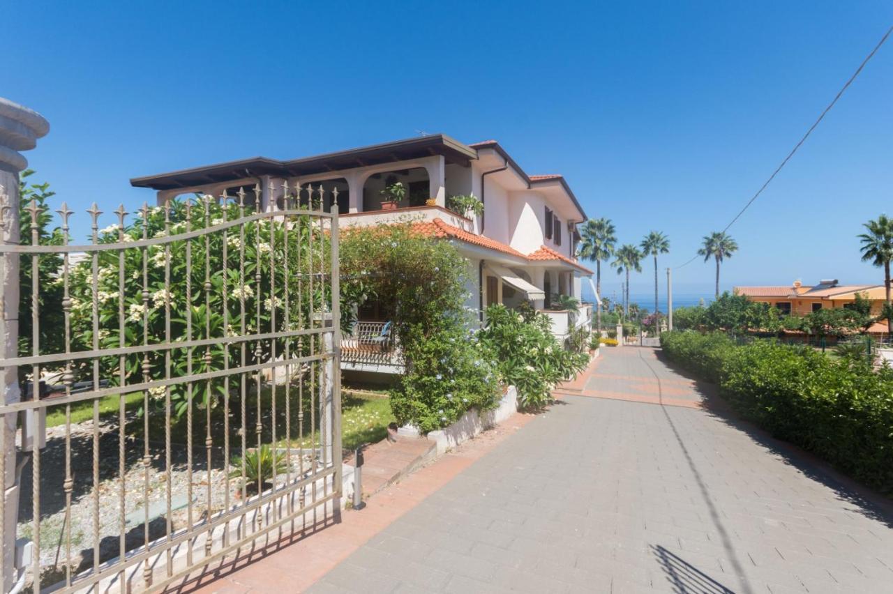 Villa Pomelia サンタ・ドメーニカ エクステリア 写真