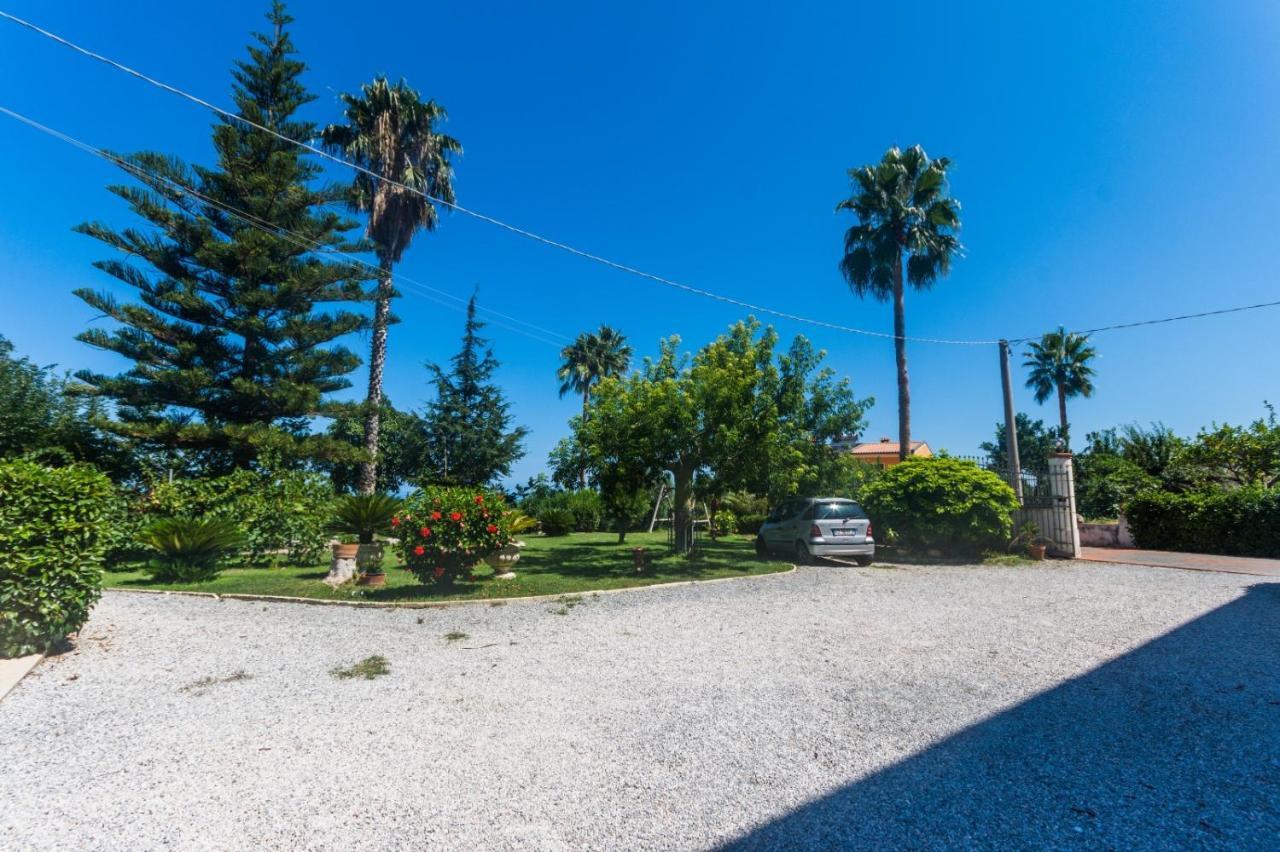 Villa Pomelia サンタ・ドメーニカ エクステリア 写真